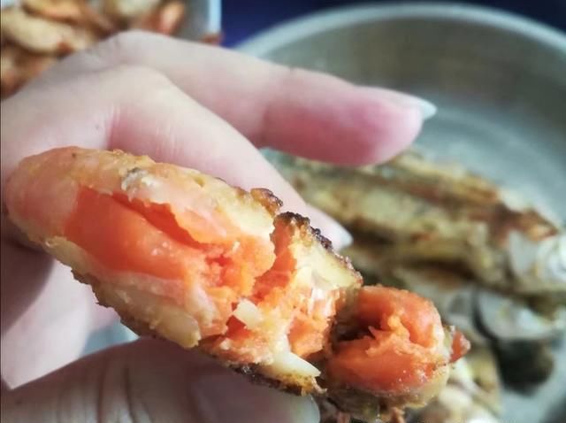  海鲜|开海了，立秋后海虾正肥，挑选时见有粗粗“虾线”，赶紧带它回家