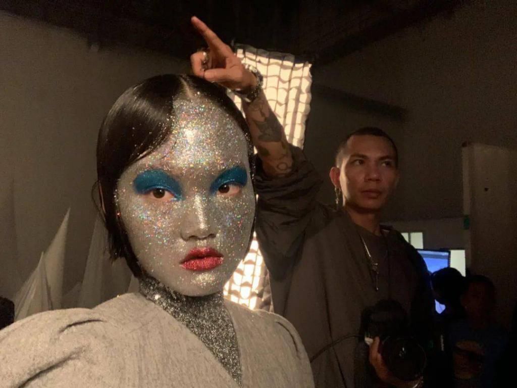 时装|棉麻丝绒时装特辑| 我们兵分四路之后的幕后故事