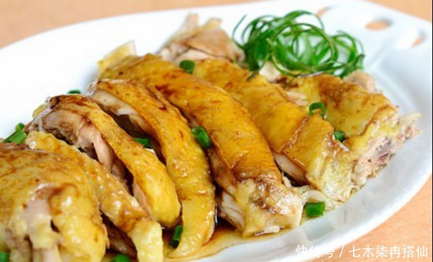 香鸡|精选美食:橙香鸡,酸辣空心菜梗,凉拌豆腐丝,脆皮葱油鸡的做法