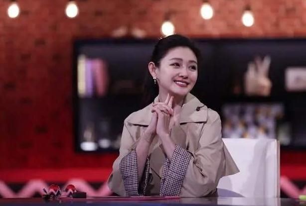  女王|43岁大S大方承认失去事业心：她真的活成了励志女王的反面吗？