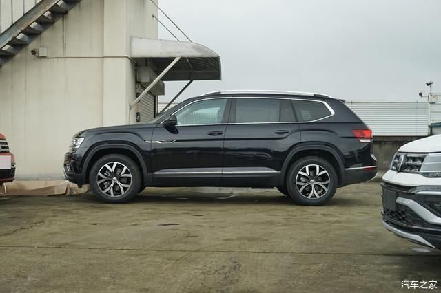  大众|比普拉多还大一圈，大众途昂跌破26万，不比汉兰达更香么？