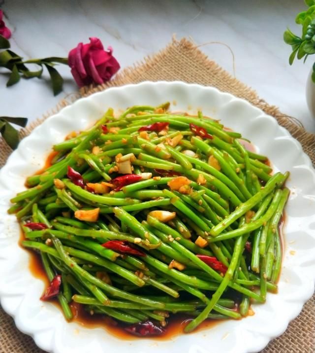 步骤|春节餐桌上最受欢迎的一道蔬菜,比肉香比肉贵,亲朋好友都喜欢