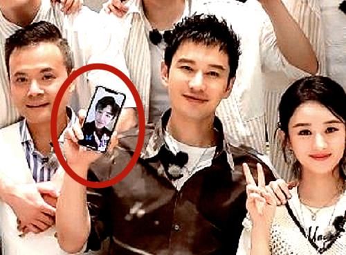  刘宇宁|《中餐厅》杀青宴，看到刘宇宁的出场方式，比黄晓明还高调