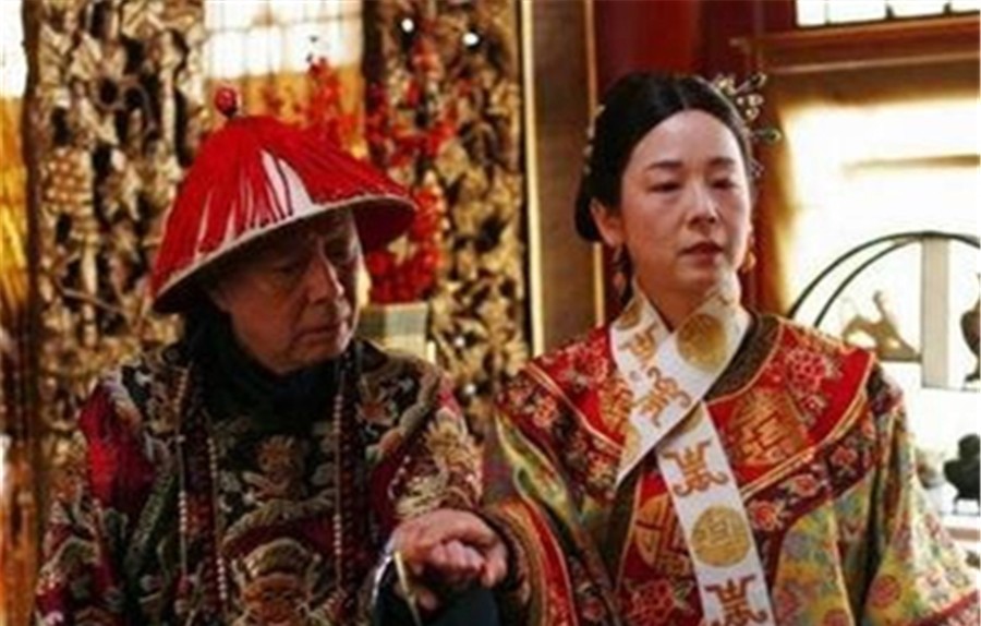 途中|慈禧逃难途中喝了县令母亲熬的粥,县令父亲竟上吊自杀,此举为何?