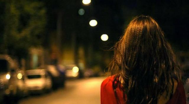 家庭|被富养长大的女孩很自信，也很好骗？有女孩的家庭都该读一读