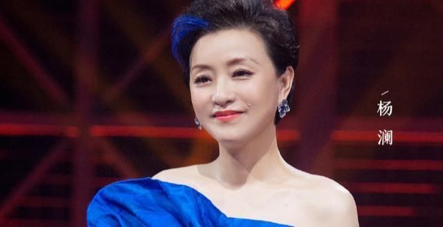  霏霏|《浪姐》7人女团诞生，宁静第一名，孟佳大逆袭，王霏霏成意难平