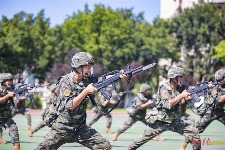 刺杀、擒敌、对抗...... 走进武警重庆总队某支队火热练兵场