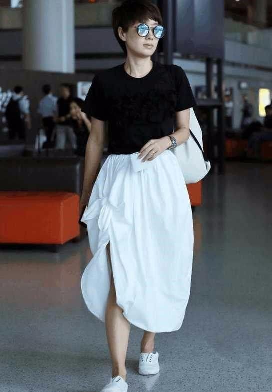  同龄人|林青霞素颜一点不显老，没修图也没扮嫩，跟马伊琍看着像同龄人！