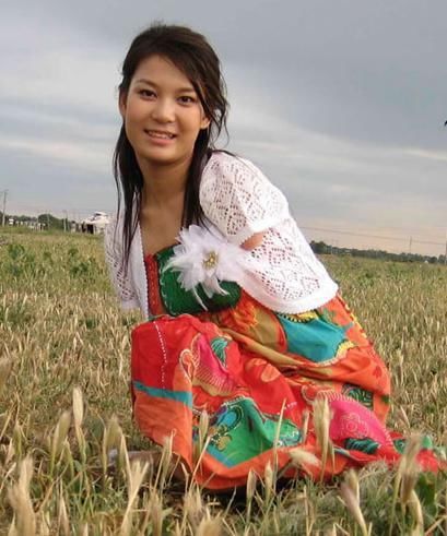  档综艺节目|非诚勿扰无臂女孩，与小伙牵手成功，下台紧接被甩的她怎样了？