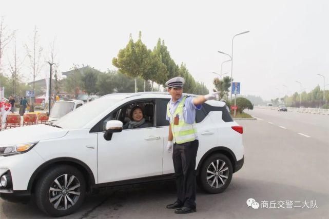 堵车|1007 直播｜堵车？事故？温暖！坚守！