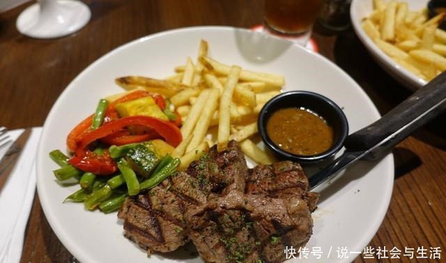 吃一些|真正走进美国人家庭瞧瞧他们一日三餐吃些啥,和国内有何差别