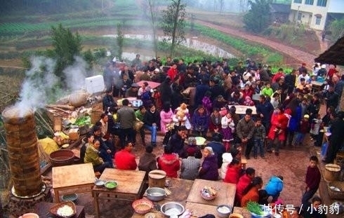 人情|农村“冷酒席”正在上演，以前人不到，现在礼也不到了，咋想的