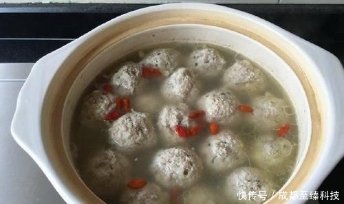  狮子头|教你做狮子头，注意几点才能肥而不腻，入口即化肉香汤鲜