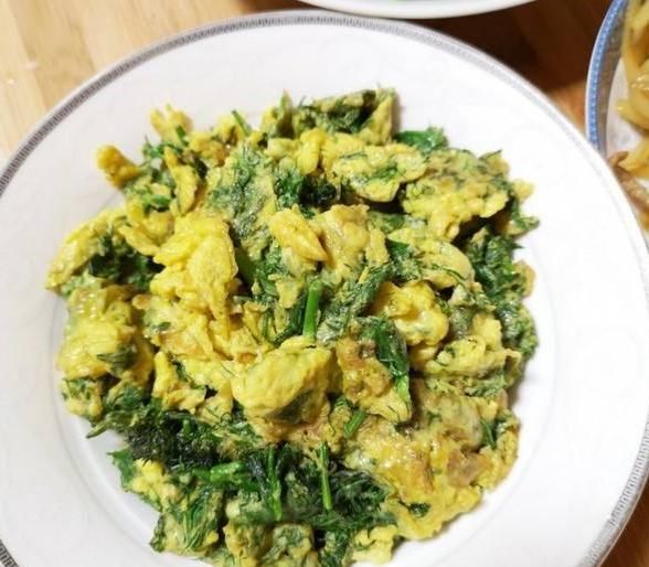  韭菜|七月就吃这菜，比韭菜更香，每天吃一盘，养胃促消化