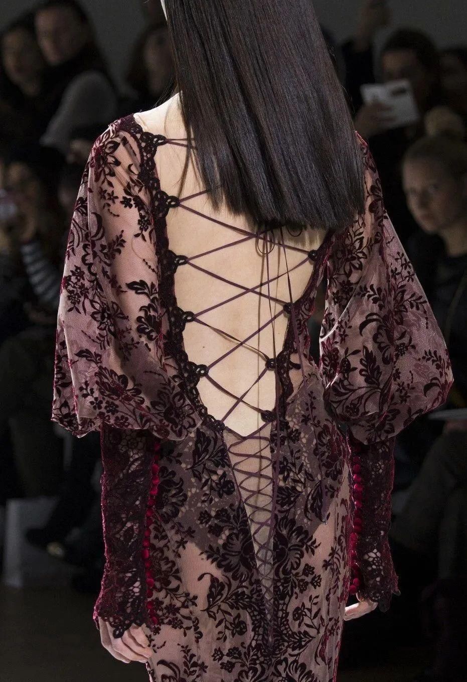 细节|时装背部细节表现丨绝对不能敷衍的背部设计