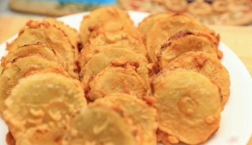 好吃|土豆别拿来做菜了，当作干粮就是个不错的选择，好吃到嘴停不下来