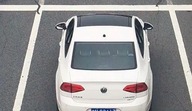 通安全法|曝光，六安这些车辆不礼貌，行人被抓