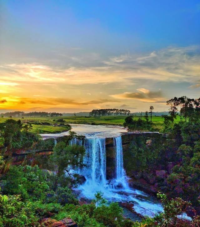 西藏|美丽的藏南地区,有世界雨屋,西藏江南的美誉