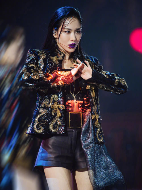  姐姐|《浪姐》成团名单疑曝光！万茜一路保送出道位，孟佳将遗憾出局！