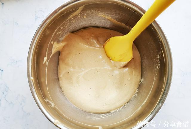  奶油味|焦糖摩卡蛋糕，经典又有层次！吃过以后，再也不吃水果奶油味