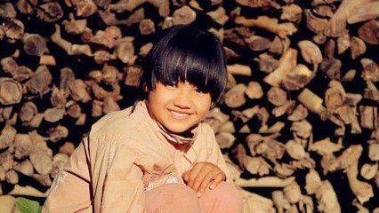  女孩儿|《变形记》史上唯一“没被退货”的女孩儿，今被富太太收养做女儿