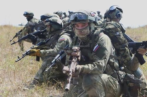  虚弱|真的很强大？俄罗斯的强悍外衣之下，是一个虚弱的灵魂和肌体