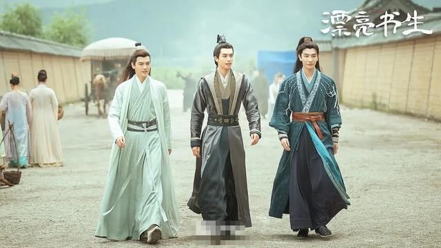  下滑|《漂亮书生》首播口碑扑街，宋威龙颜值下滑像路人，彻底沦为鞠婧祎陪衬？