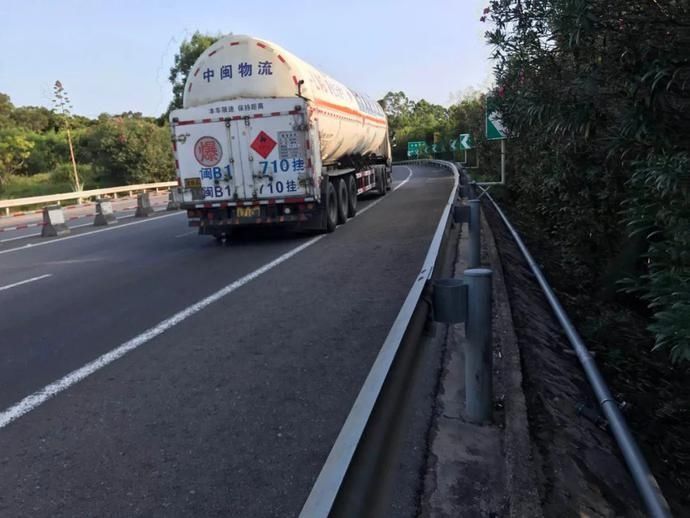 危化品|两客一危一货 | 危化品运输车辆专项整治!持续不断!