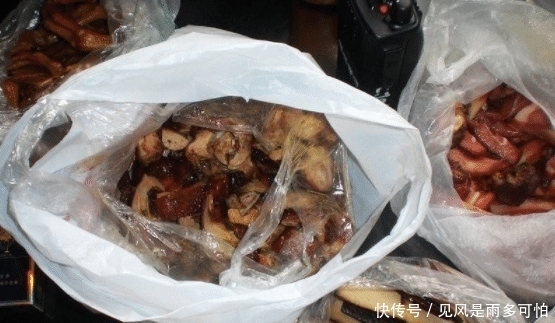 懒人火锅|坐火车别只记得带泡面,换成这5种零食,轻松馋哭身边车友!