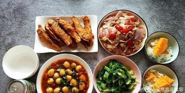  儿子|迎接儿子回家，3荤1素配杂粮饭，他最爱这一道菜，一口气吃十几颗