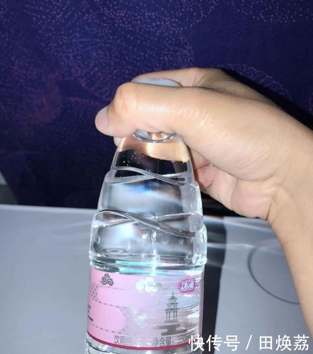 飞机|后疫情时期,国内航司经济舱飞机餐大比拼!这个排名你是否认同?