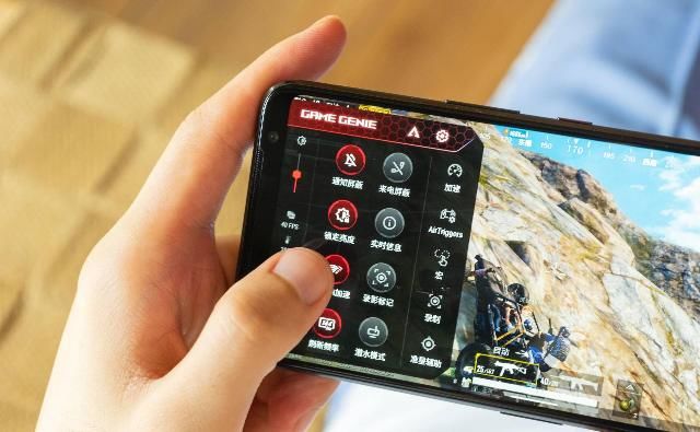 旗舰|旗舰游戏手机的必备功能,ROG游戏精灵让上分更轻松