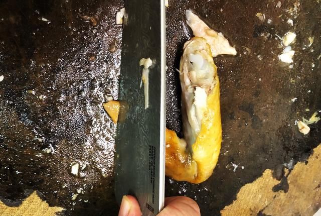  做法|买了很多年，现在才知道，熏鸡做法超简单，在家做干净又放心