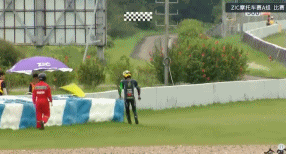 网暴|胡通明回应王一博摔车事件,只是正常的意外?称自己被网暴