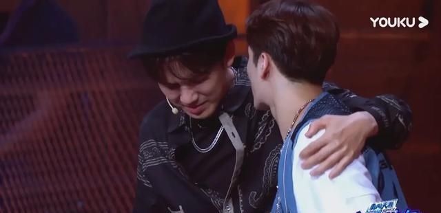  王一博|《这就是街舞》太有爱，百搭CP王嘉尔，你更pick他和那个的组合