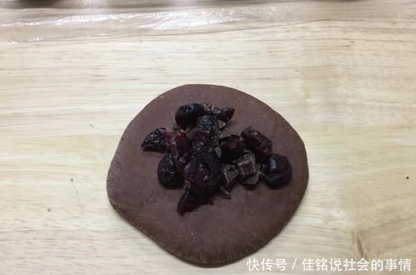 美国家庭|走进美国人家庭看看他们一日三餐吃些啥,早餐吃这个就能饱吗