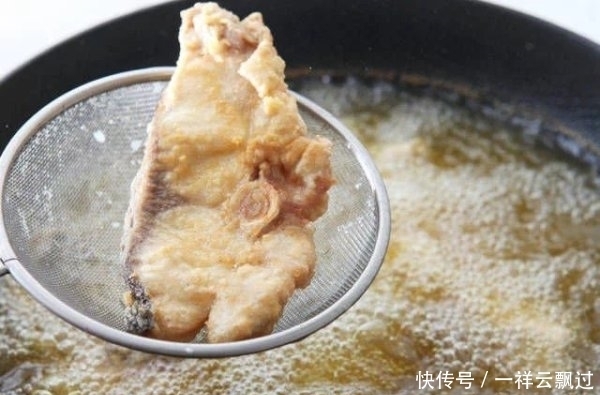 鲜香|鱼肉头一次这么做,鲜香酥脆还不腥,孩子嚷嚷说,三五天要吃一回
