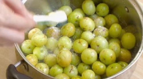  运气|这水果全身都是宝，想吃得靠运气，洗一洗撒上盐，入口有回甘！