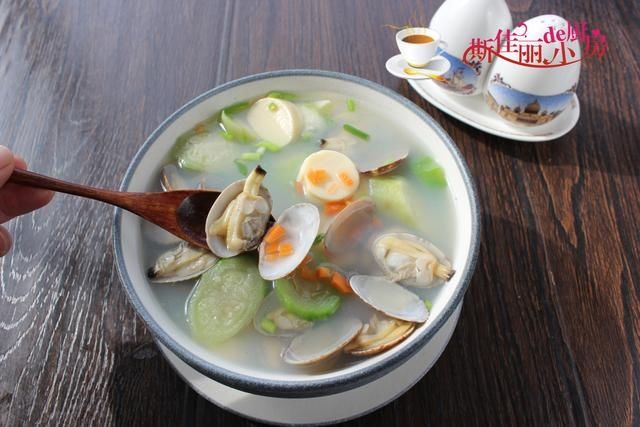  丝瓜|立秋后这汤要常做给家人喝，消暑又润燥，低脂营养高，好喝又便宜