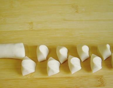  黄瓜|夏天这菜正当季，用它包饺子，爽口多汁，解暑又清火，现在吃正好