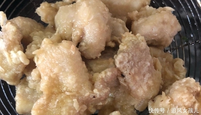 美式炸鸡|比外卖好吃！大叔教你炸鸡腿肉，轻盈松脆，鲜嫩多汁，家人喜欢！