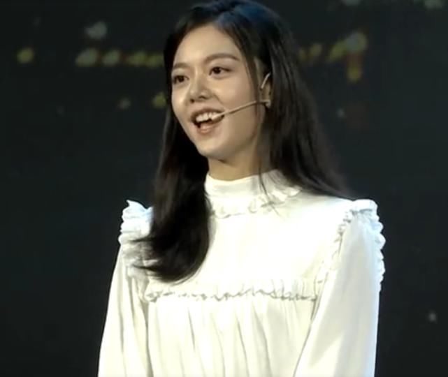 大学|赵今麦上大学后首次录节目，脱离了美颜和精修后，展现出真实颜值