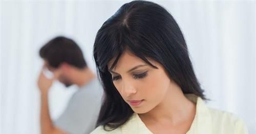 女儿|二十万彩礼父母没陪嫁,女儿泪崩:彩礼带走,娘家再无你容身之地