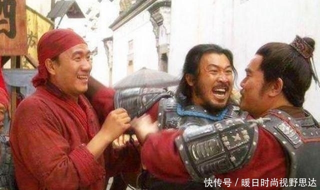  停下|徐达与朱元璋下棋，下到一半徐达突然停下，一看棋盘上出现两个字