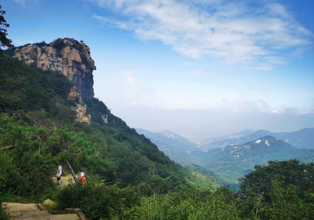  异石|中国镇山之首，十六位皇帝登临，奇峰异石飞瀑，沂山游玩全攻略