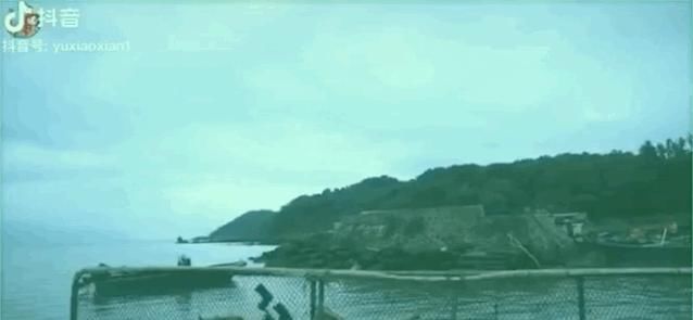  奶奶|那些从大城市消失的年轻人，躲进了深山拍抖音。