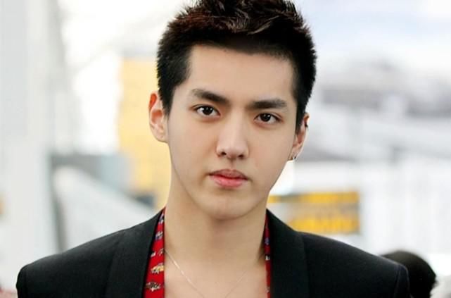  不错|王一博今年影视资源不错，又要参演一部新剧，却出现了1个问题