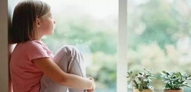 妈妈|孩子遇到这3个问题,最好爸爸出面解决,妈妈出面可能会起反作用