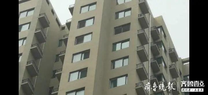  小区|突发！一小区燃气爆炸，年轻女子从21楼坠落身亡！