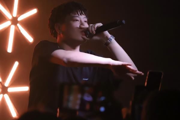  说唱|中国新说唱复活榜再次开启，小青龙李大奔争第一，小白彻底凉了？